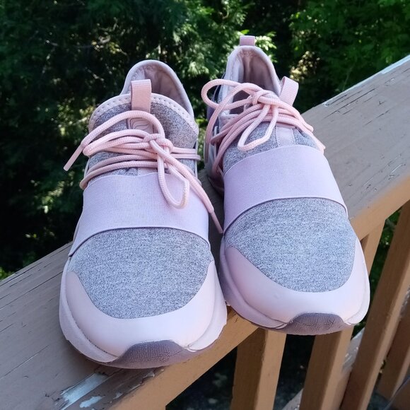 Fabletics Zuma Studio sneakers sz 8 - Picture 2 of 14